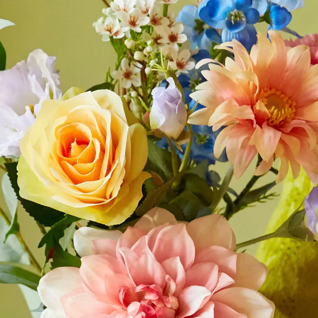 Floriëtte Artificial Bouquet - Pastel Delight