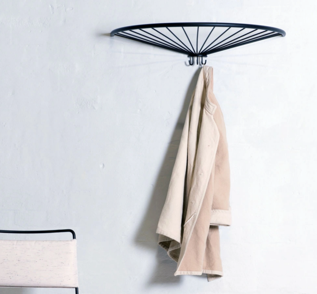 PINA Hat shelf and hook black- DEMO